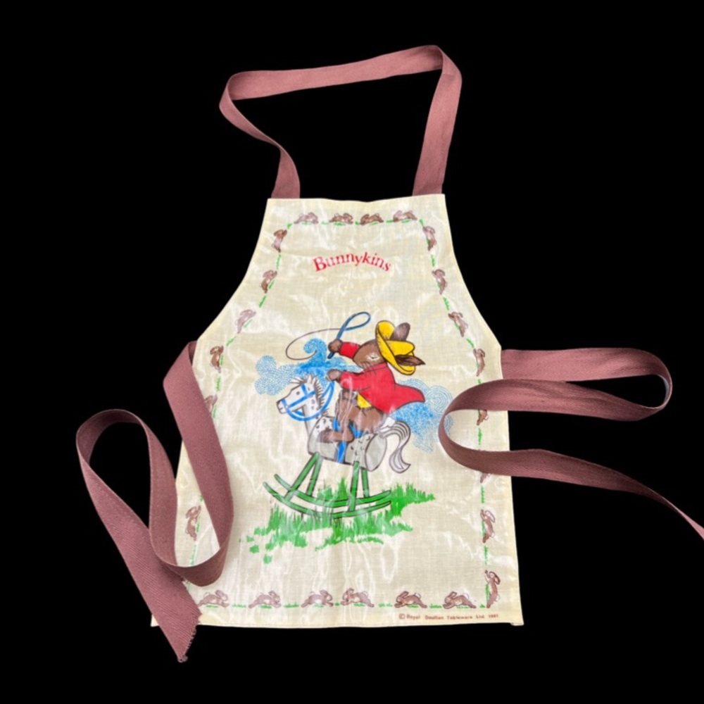 Vintage 1981 Royal Doulton Bunnykins Child’s Vinyl Apron Bib New in Box